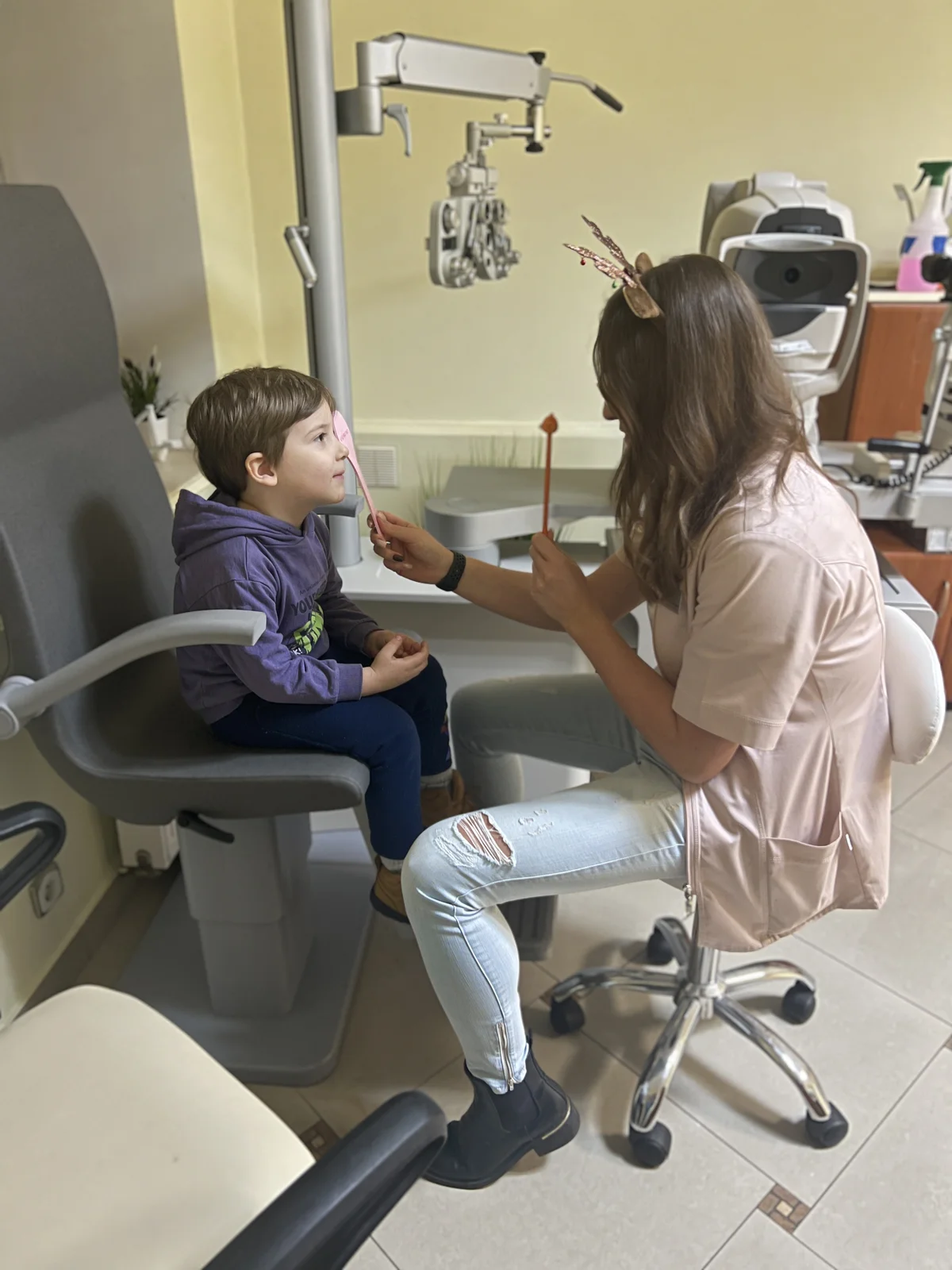 Badanie wzroku dziecka Mieszko OPTOM KIDS